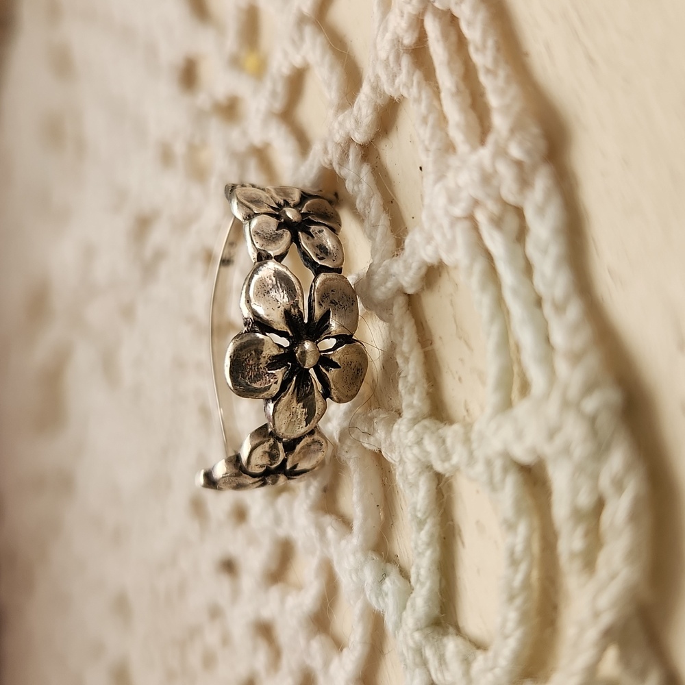 Sterling silver ring